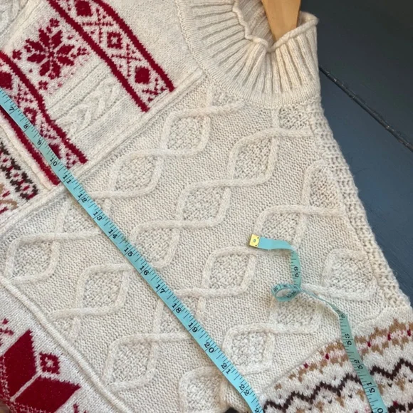 *Leaving soon *🎄American Eagle Christmas sweater unisex M - Picture 8 of 8